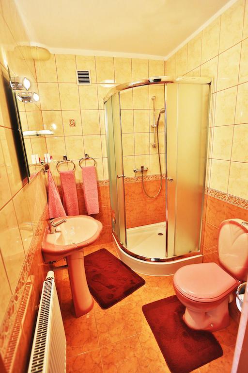 Hotel Goralski Raj Нови Тарг Екстериор снимка